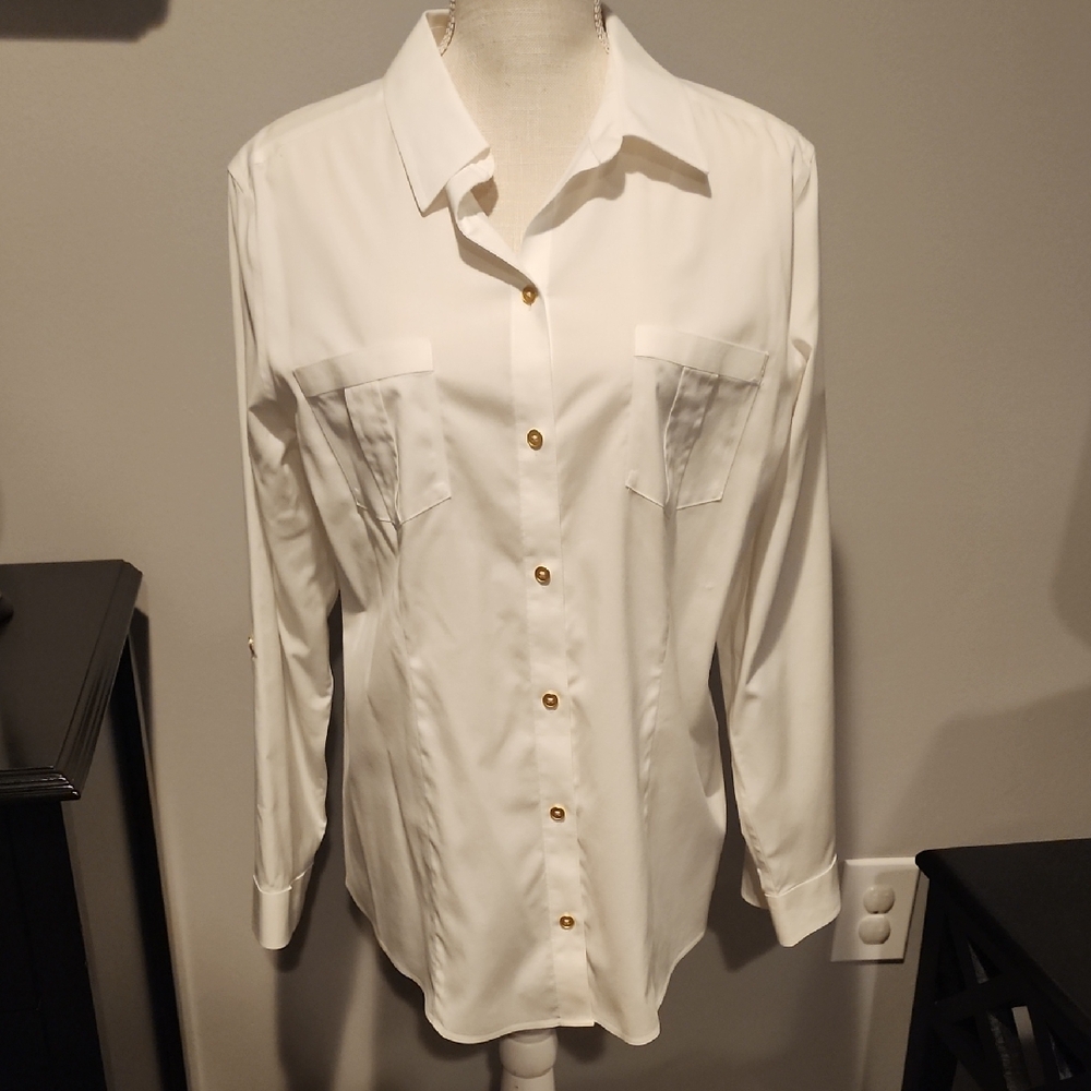 Chico's White Blouse with Gold Details Size Large (Chicos 2) PTP 23 In Length 26